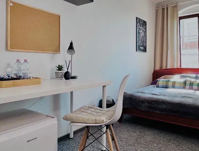 Pro-invest House Ostello *